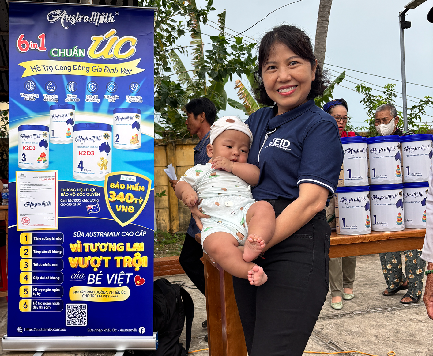 Ngày 14-06-26 Vĩnh Long- EID cùng BV Hội CTĐ BV HÙNG VƯƠNG cùng có mặt tại chương trình chung tay vì sức khoẻ