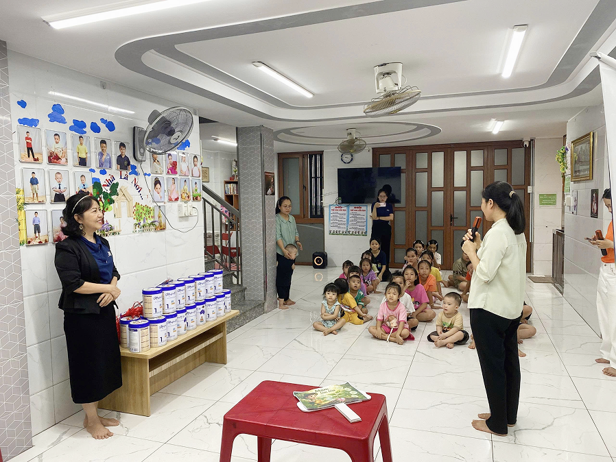 EID JSC Tiếp Tục Hành Trình Ươm Mầm Tương Lai Tại Mái Ấm Tình Mẹ 1